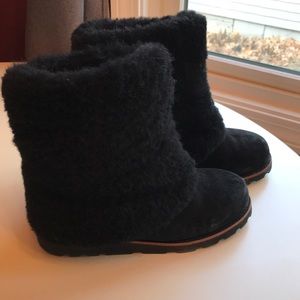 fold over fur boots